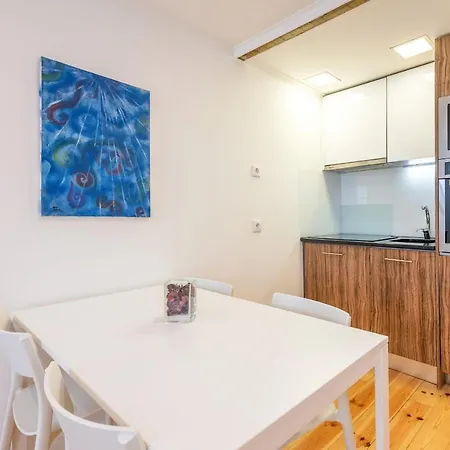 Guestready - Fantastic Near Downtown Lisbon