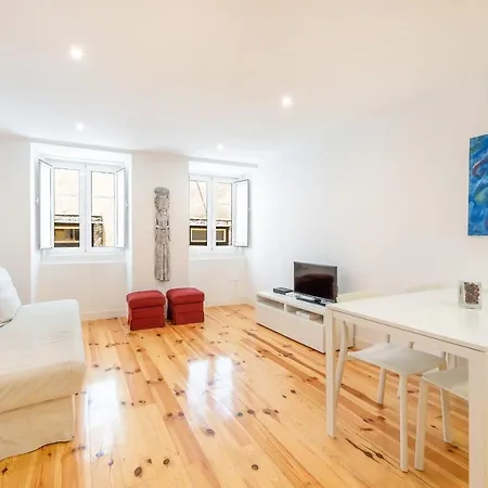 Guestready - Fantastic Near Downtown Lisbon